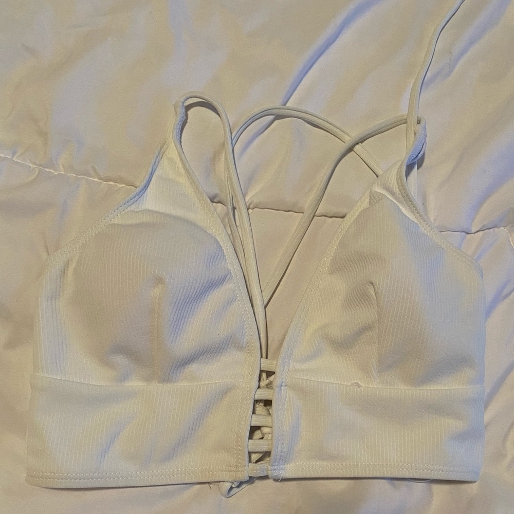 White swim top size large - Shein